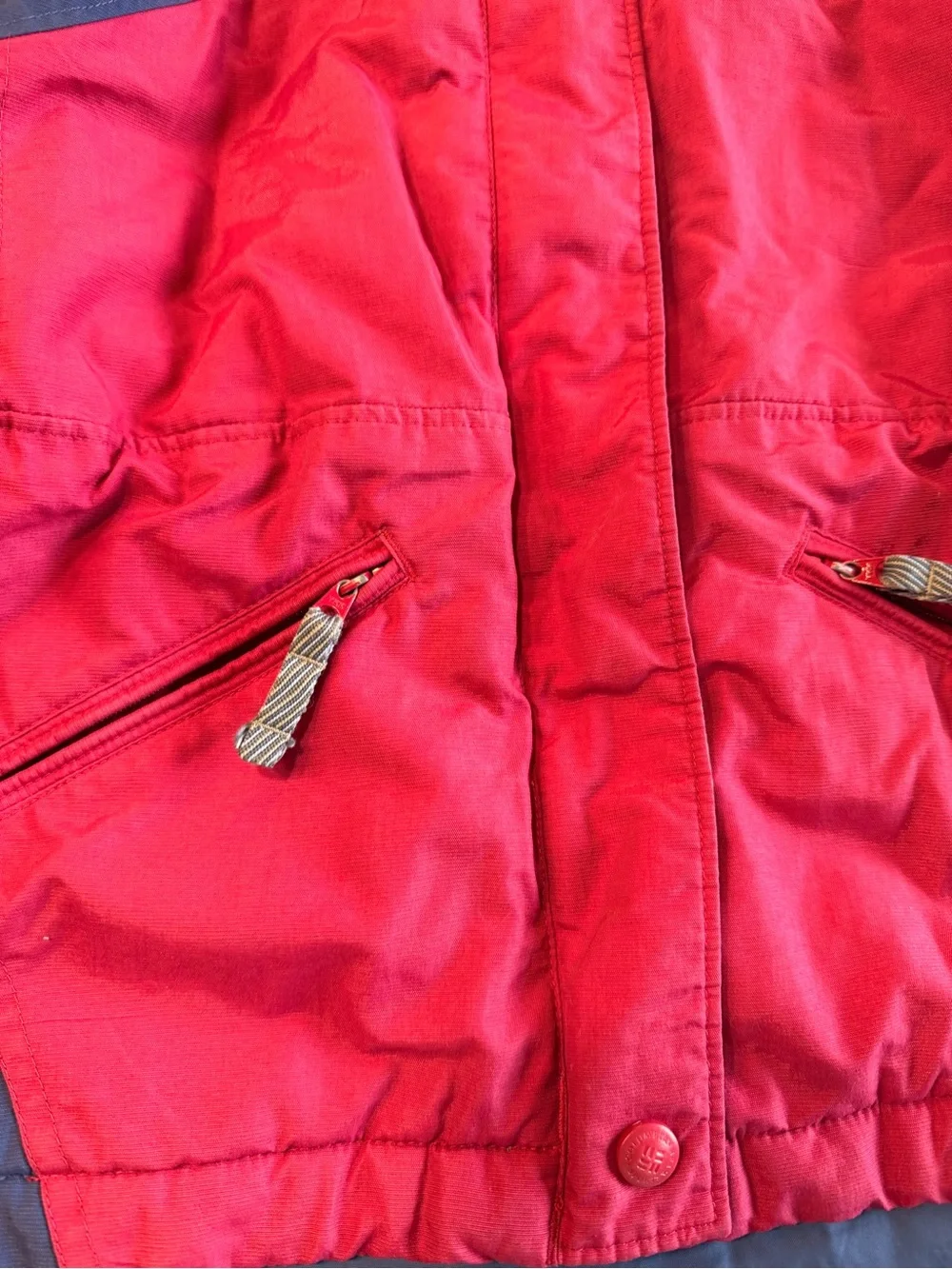 Columbia Sportswear Company no holes